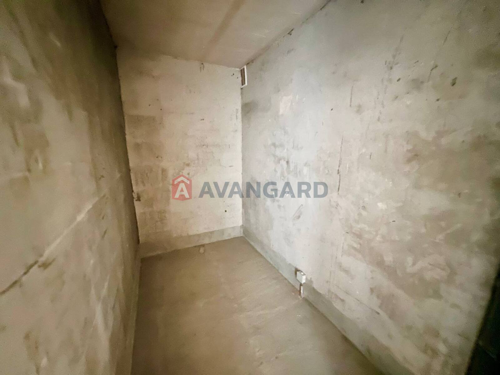 2 ����. ��������, 48,5/20.7/11.2 ��. �., 7/9 ���� ���� 12