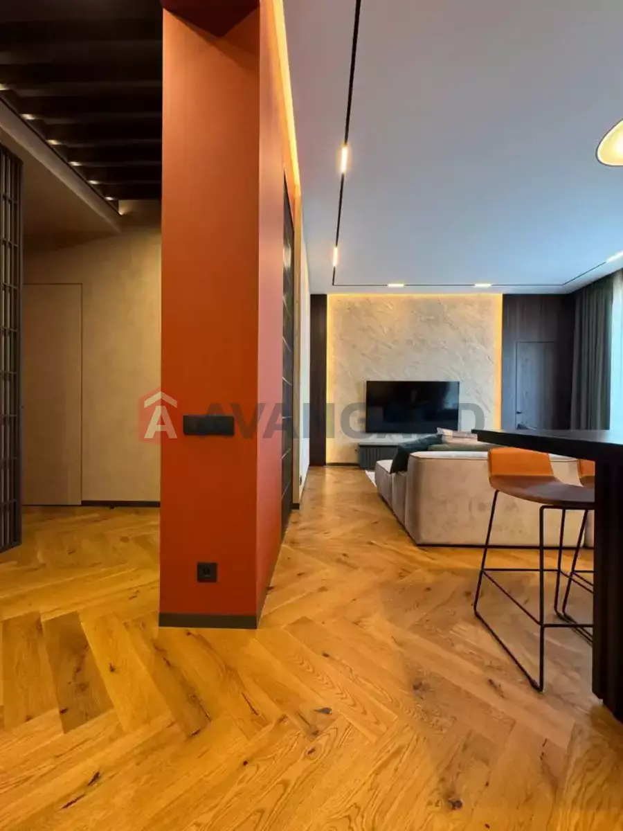 3 ��. ��������, 150/-/- ��. �., 16/16 ������ ���� 18