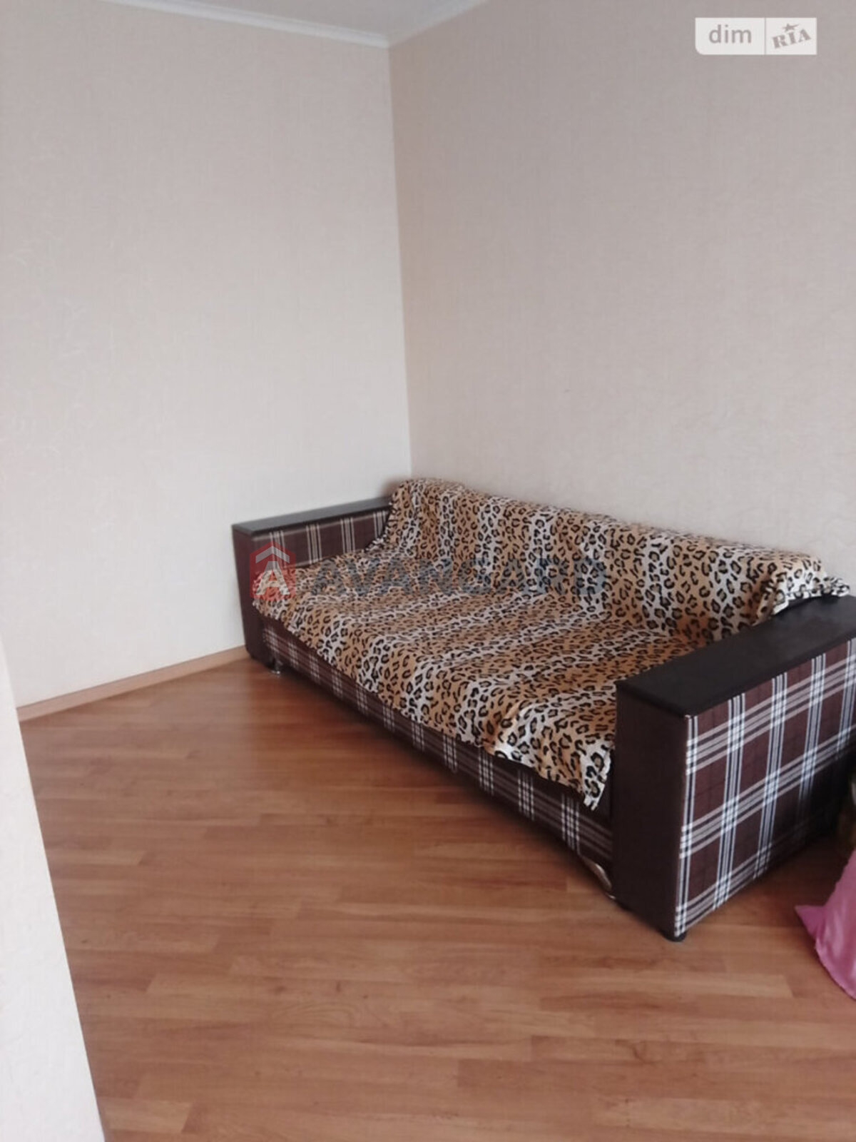 1 ��. ��������, 35/-/8 ��. �., 5/10 ������ ���� 3