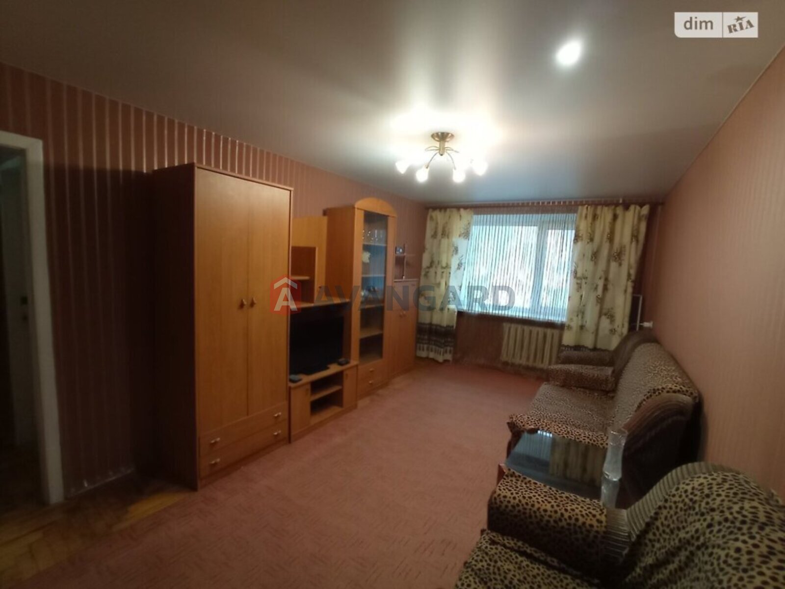 4 ��. ��������, 63/43/8 ��. �., 1/5 ������ ���� 1