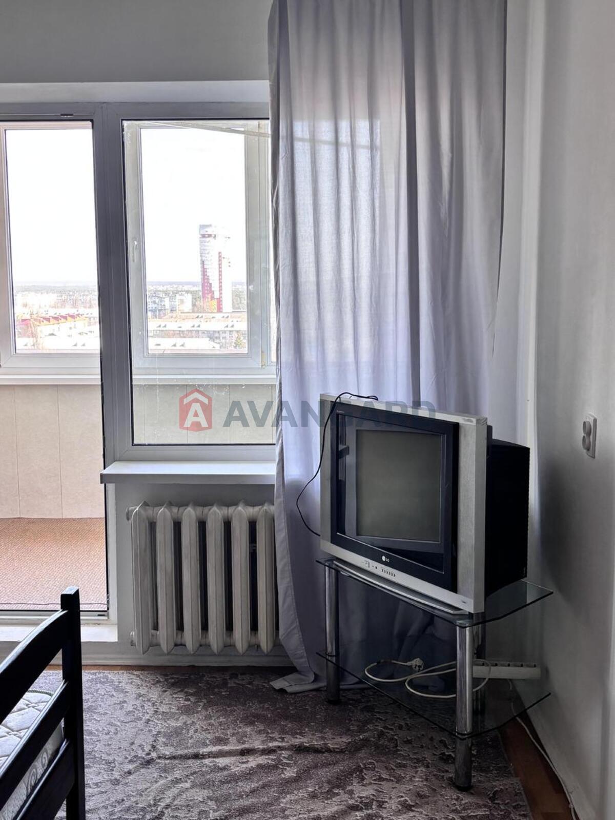 1 ��. ��������, 43/-/8 ��. �., 13/16 ������ ���� 6