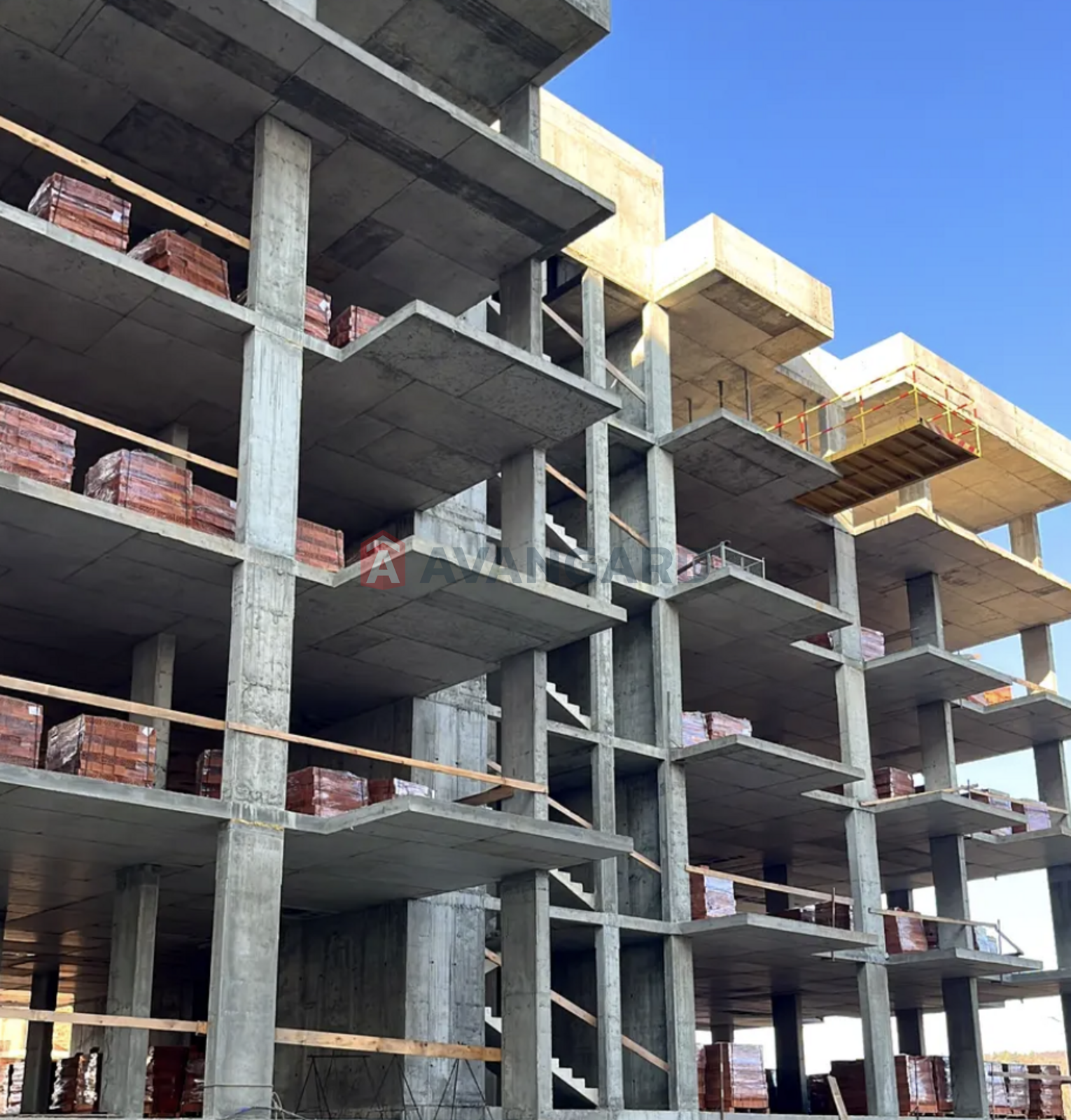 1 ��. ��������, 43,94/14,42/19,29 ��. �., 4/5 ������ ���� 13