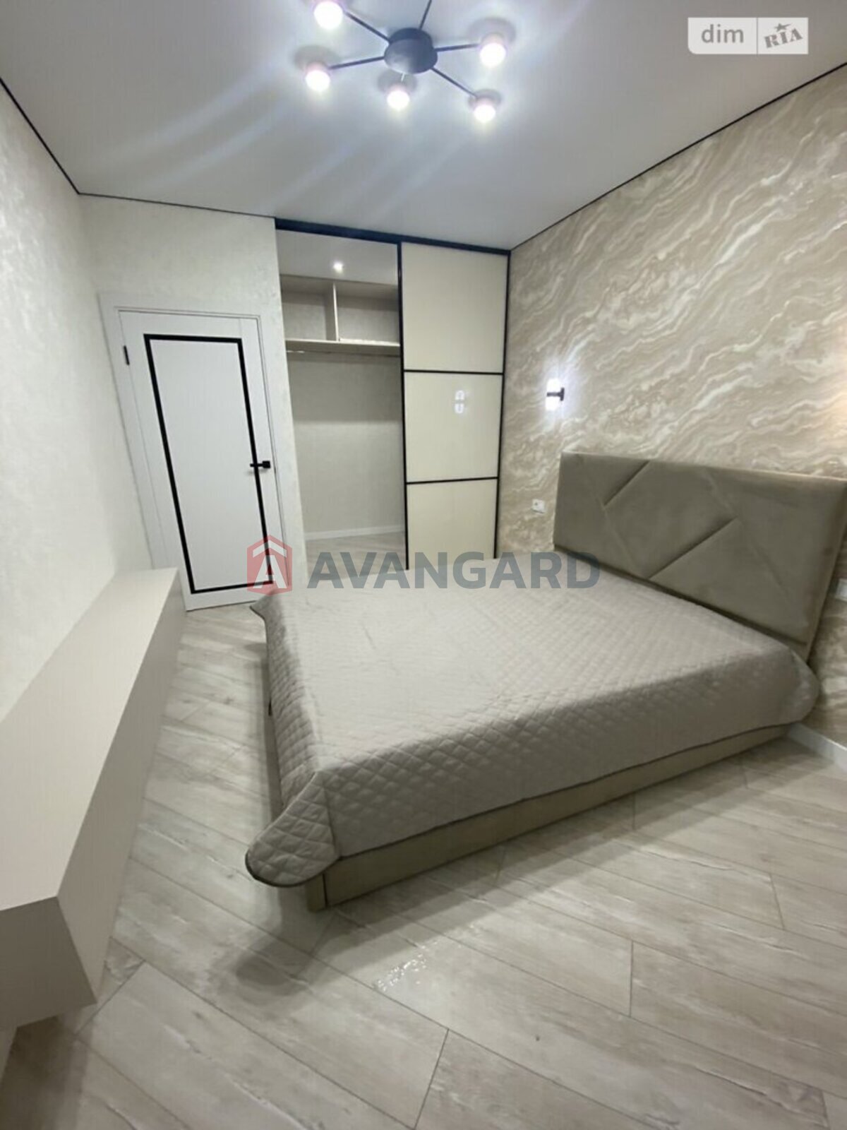 1 ��. ��������, 40/-/11.5 ��. �., 7/11 ������ ���� 9