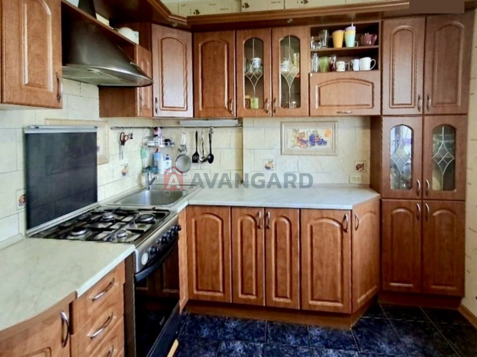 3 . , 80/-/9 . ., 5/9   1