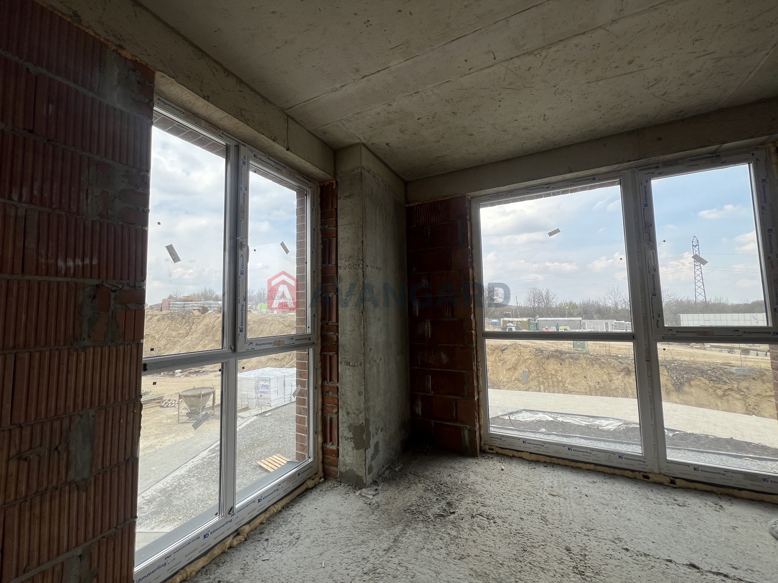 3 ��. ��������, 82,19/40,09/20,79 ��. �., 2/7 ������ ���� 16