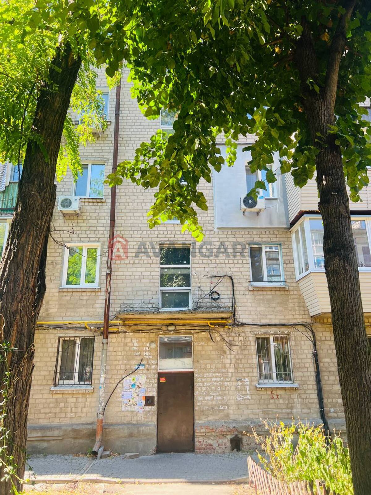 2 ����. ��������, 46/30/6 ��. �., 5/5 ���� ���� 2