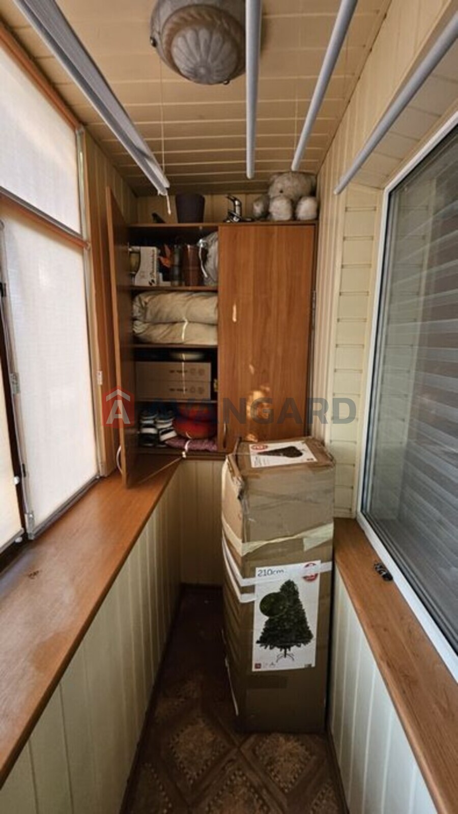 2 ��. ��������, 44/-/6 ��. �., 4/5 ������ ���� 3