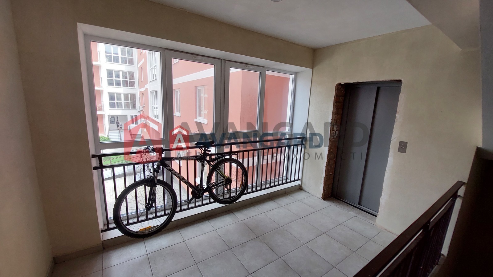 2 ����. ��������, 62/45/12 ��. �., 5/5 ���� ���� 15