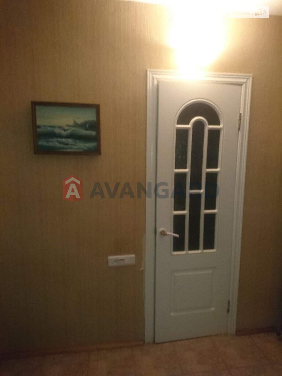 3 ��. ��������, 65/38/10 ��. �., 3/9 ������ ���� 3