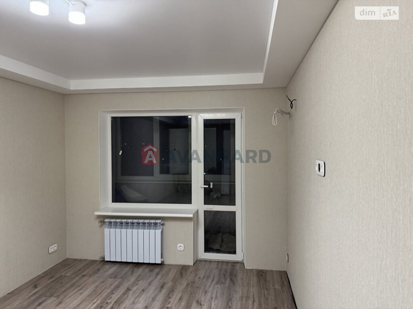 2 ��. ��������, 52/28/8 ��. �., 9/9 ������ ���� 1