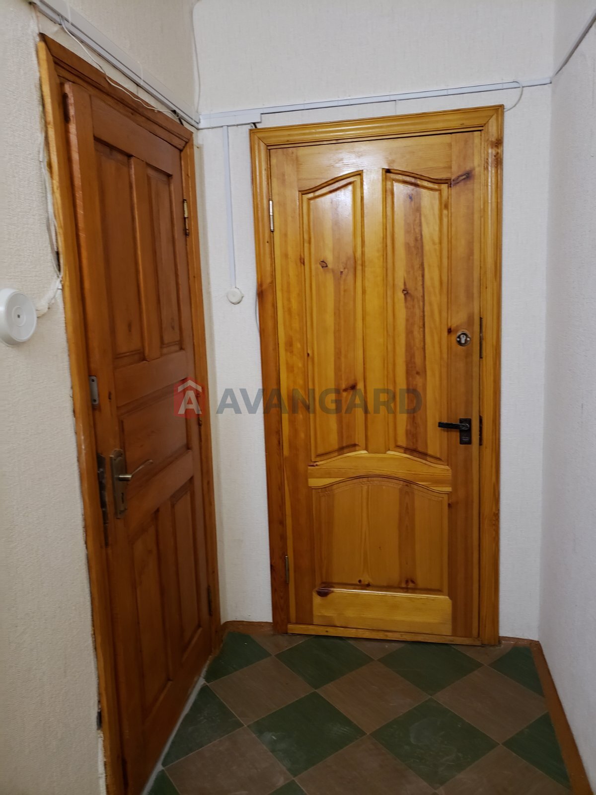 2 ��. ��������, 53/-/8 ��. �., 7/10 ������ ���� 2