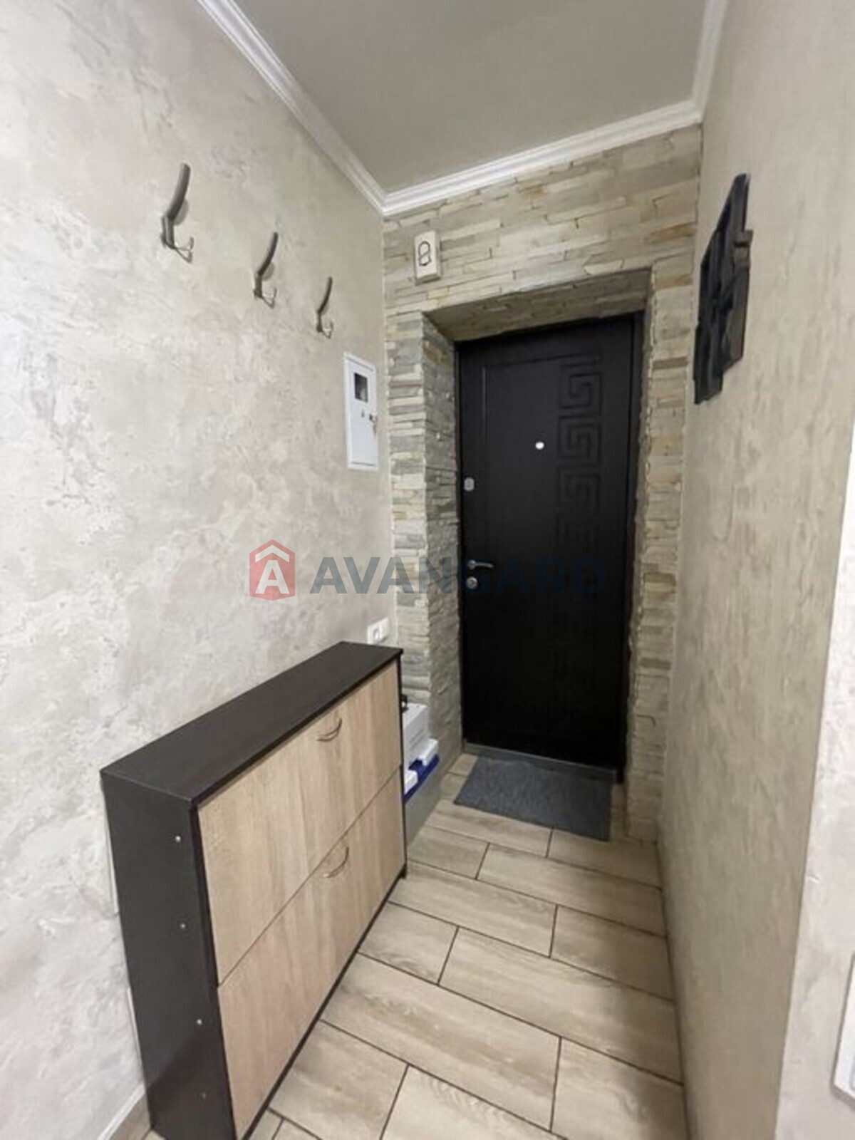 2 ��. ��������, 44/-/6 ��. �., 3/5 ������ ���� 6