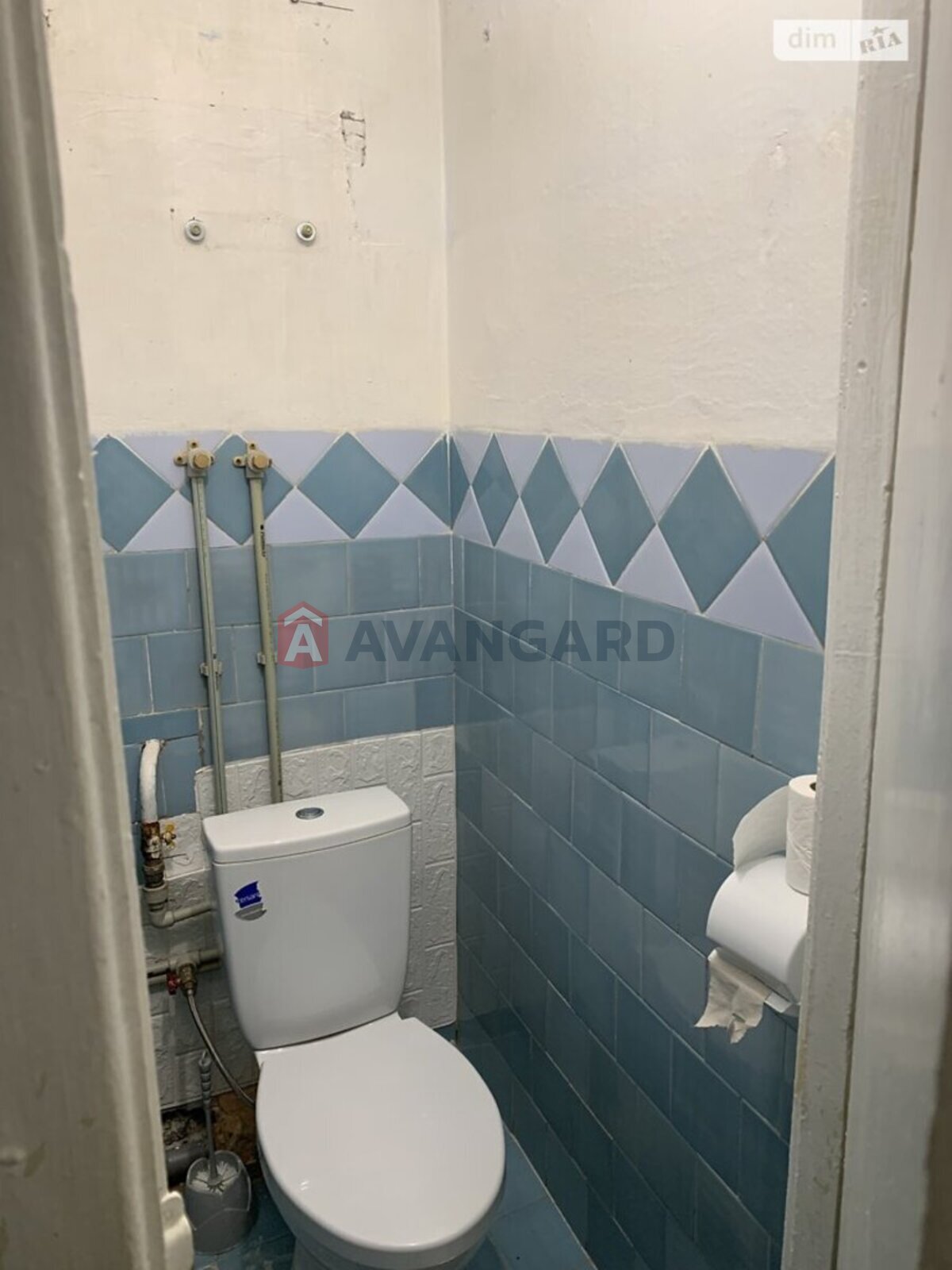 2 ��. ��������, 48/-/- ��. �., 3/5 ������ ���� 3