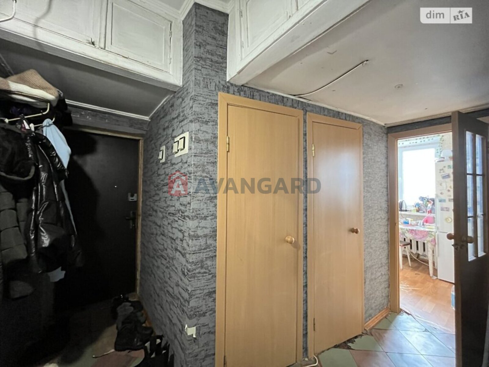 2 ��. ��������, 48/30/5 ��. �., 5/5 ������ ���� 14