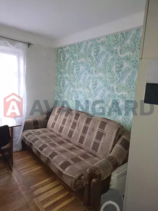 2 ����. ��������, 50/-/7 ��. �., 9/9 ���� ���� 9