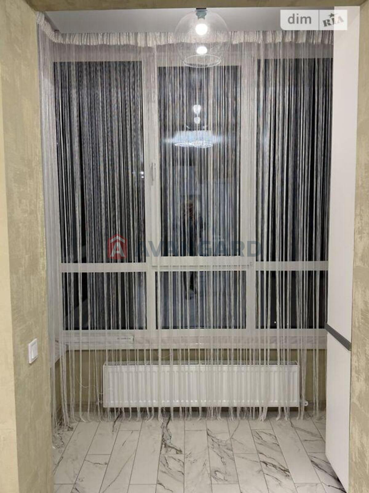 2 ��. ��������, 41/-/9 ��. �., 5/10 ������ ���� 24