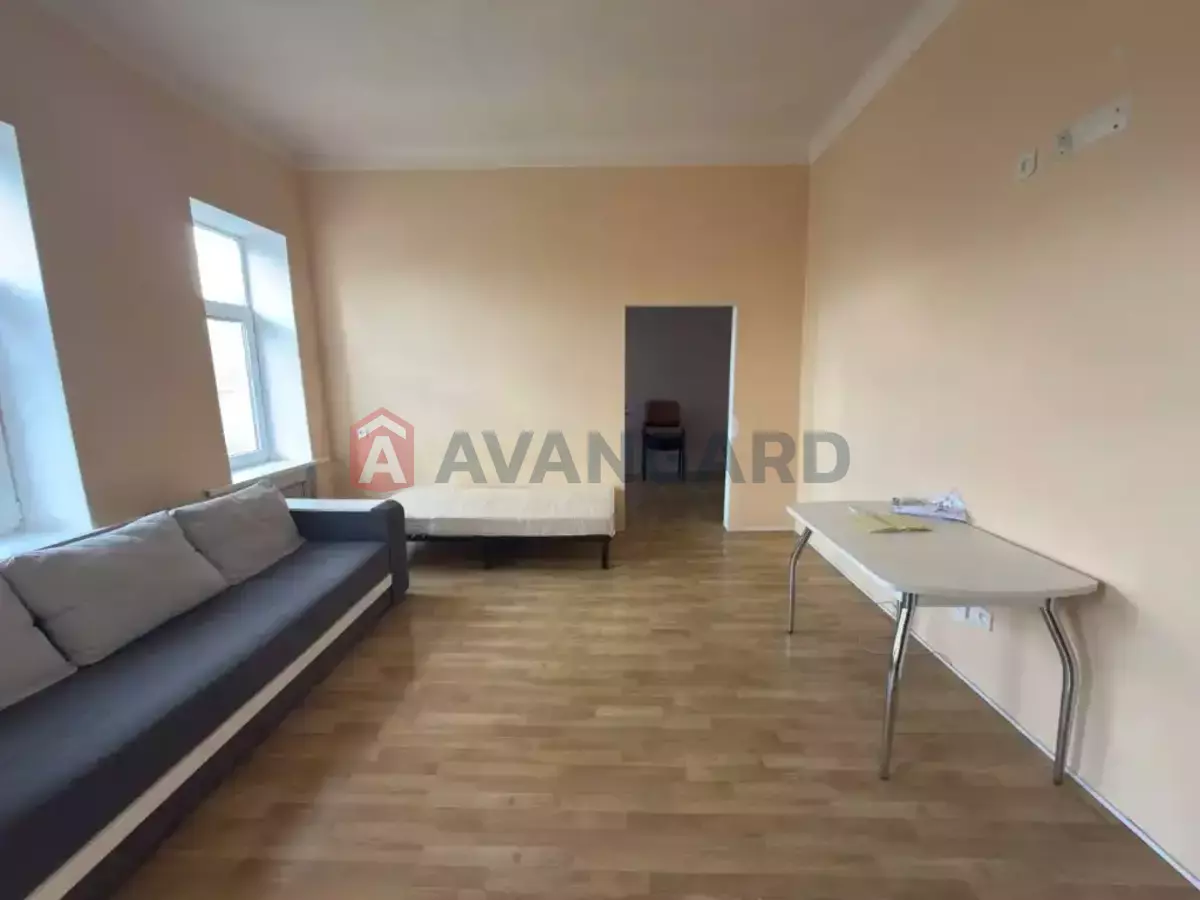 3 ��. ��������, 52/-/- ��. �., 2/2 ������ ���� 4