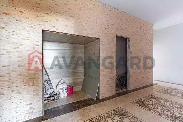 3 ��. ��������, 225/-/40 ��. �., 26/26 ������ ���� 9