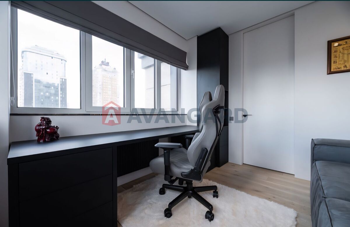 4 ��. ��������, 115 / 45 / 50 ��. �., 7/26 ������ ���� 11