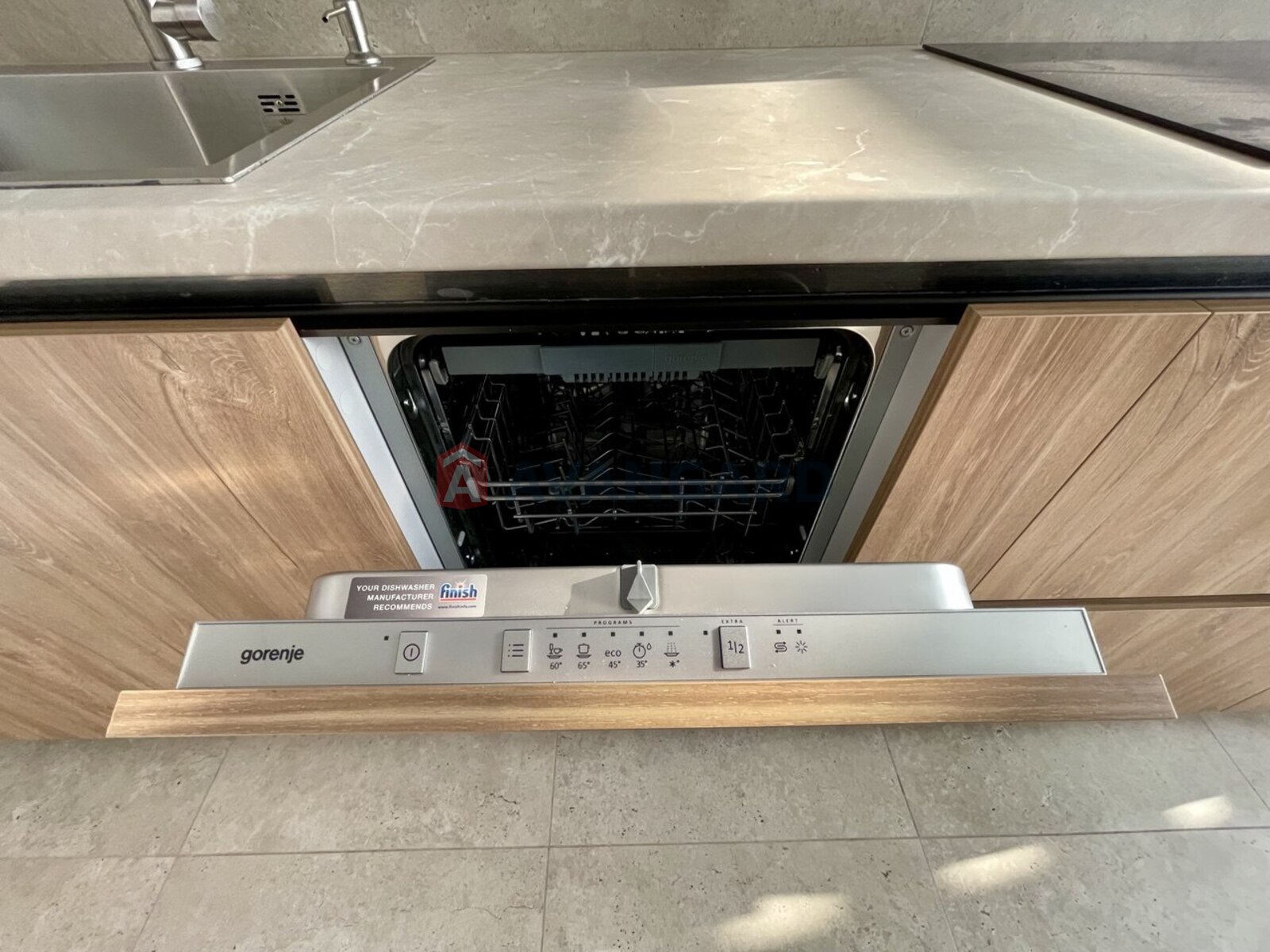 2 ��. ��������, 77,4/-/14,5 ��. �., 10/17 ������ ���� 16