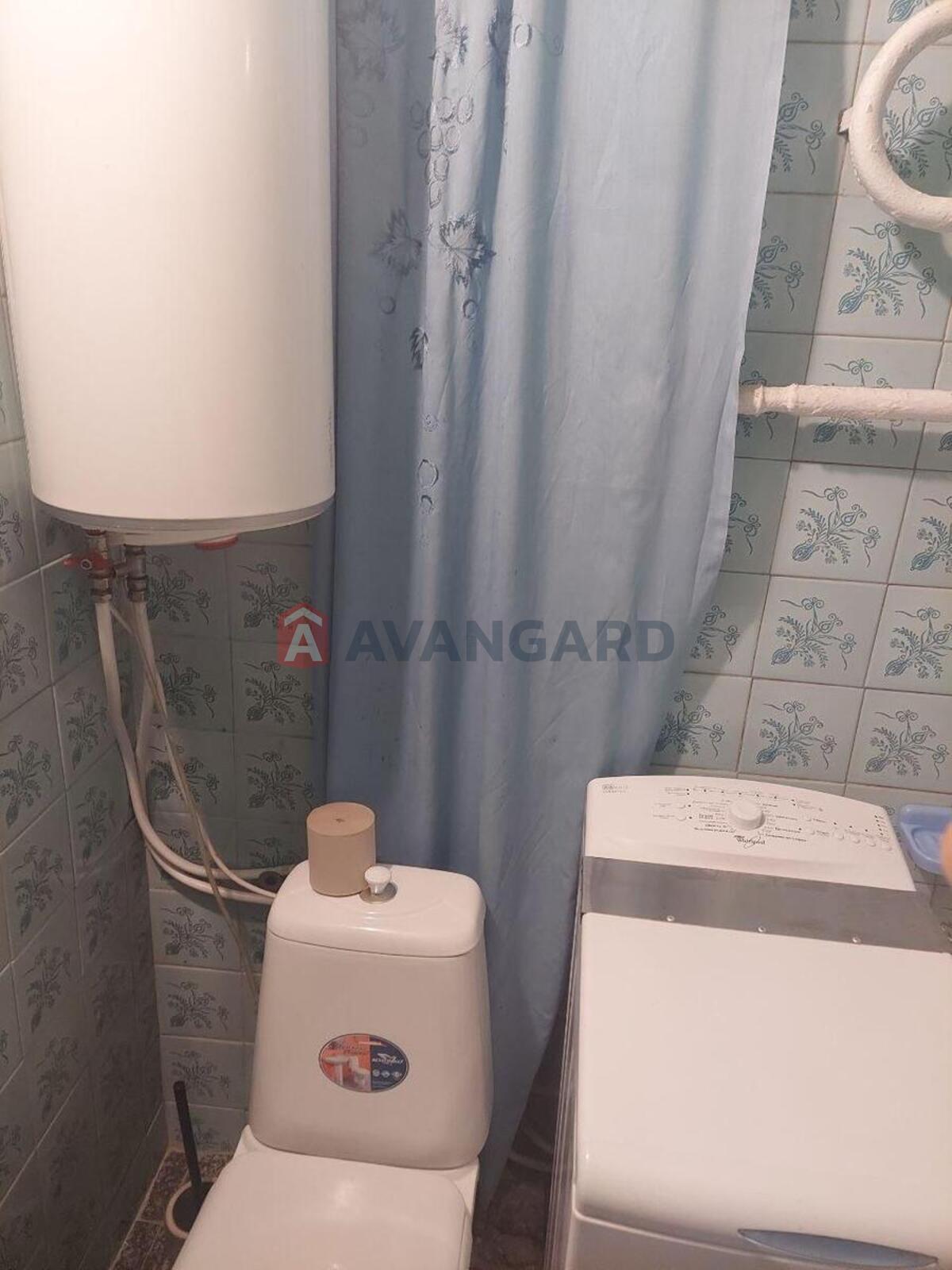 3 ��. ��������, 53/38/7 ��. �., 4/5 ������ ���� 8