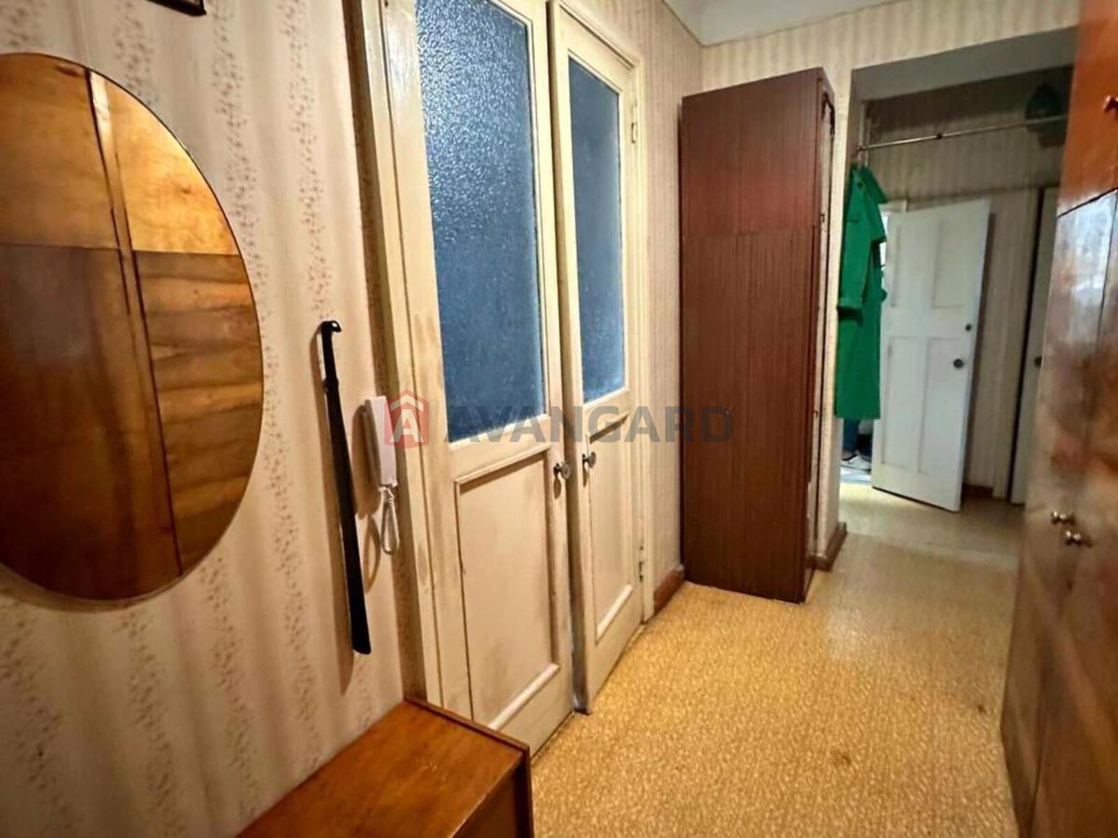 2 ��. ��������, 49/26/7 ��. �., 2/3 ������ ���� 17