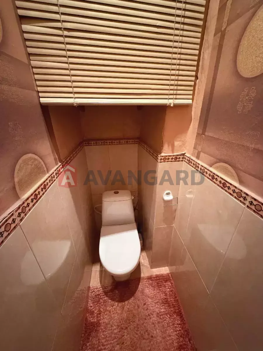 2 ��. ��������, 52/-/- ��. �., 2/2 ������ ���� 8