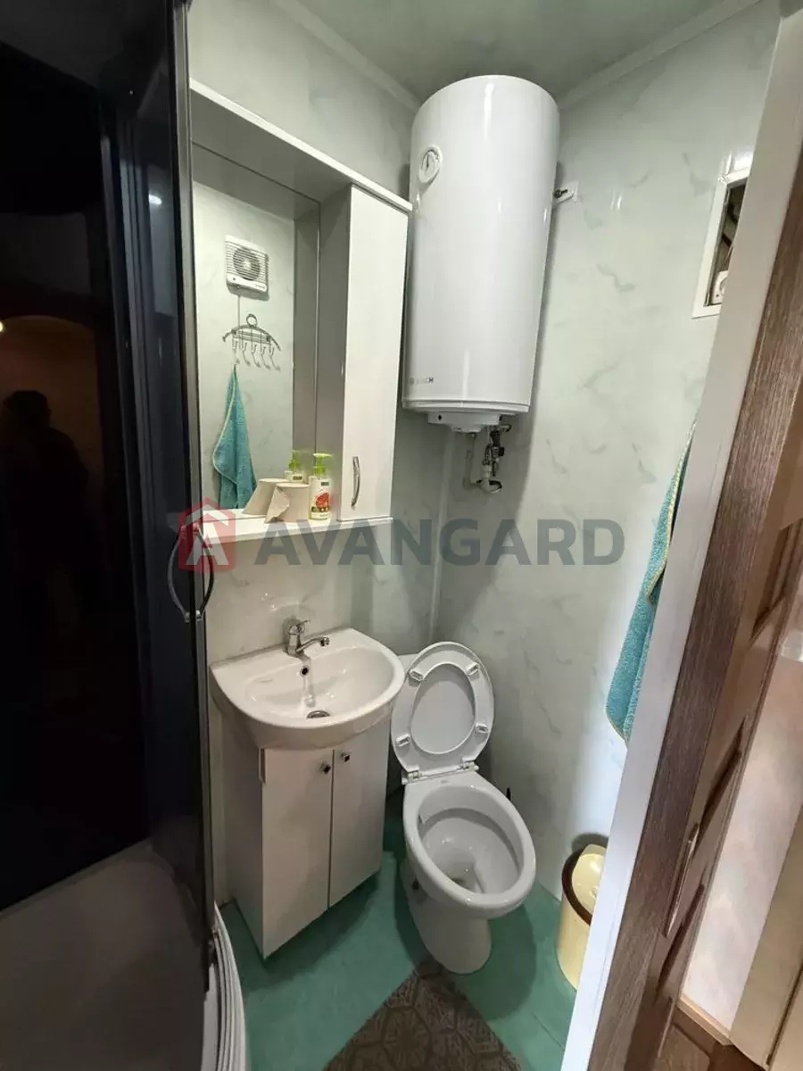 2 ��. ��������, 33/-/6 ��. �., 3/5 ������ ���� 10