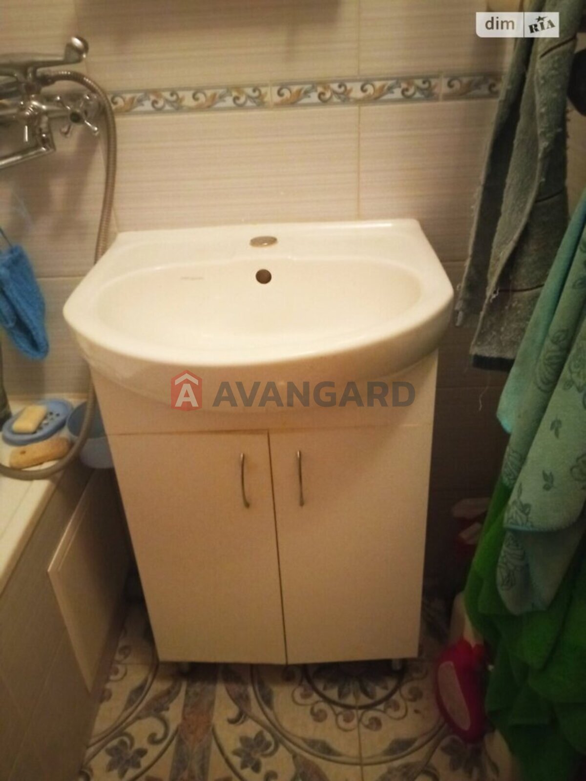 3 . , 63/-/7 . ., 2/9   10