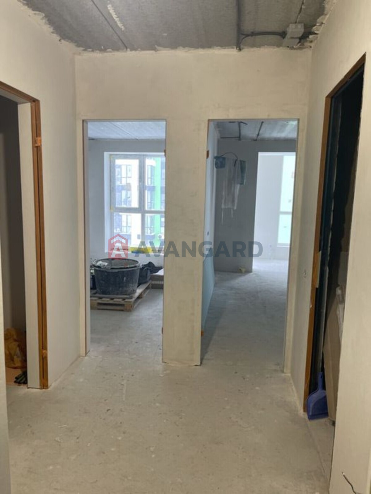 1 ����. ��������, 40/-/17 ��. �., 6/10 ���� ���� 7