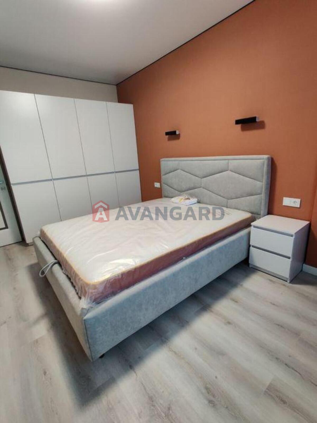 2 ��. ��������, 56/-/19 ��. �., 5/21 ������ ���� 10