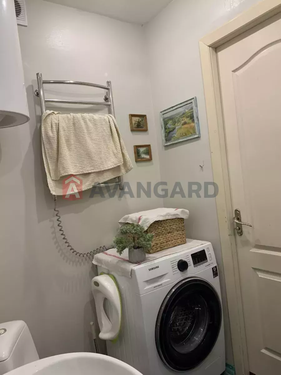 2 ��. ��������, 50/30/8 ��. �., 6/9 ������ ���� 8