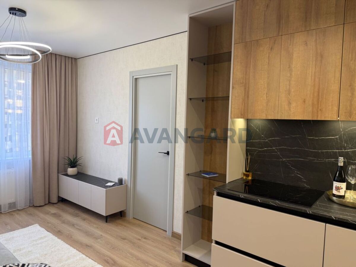 2 ��. ��������, 41/-/24 ��. �., 9/20 ������ ���� 2