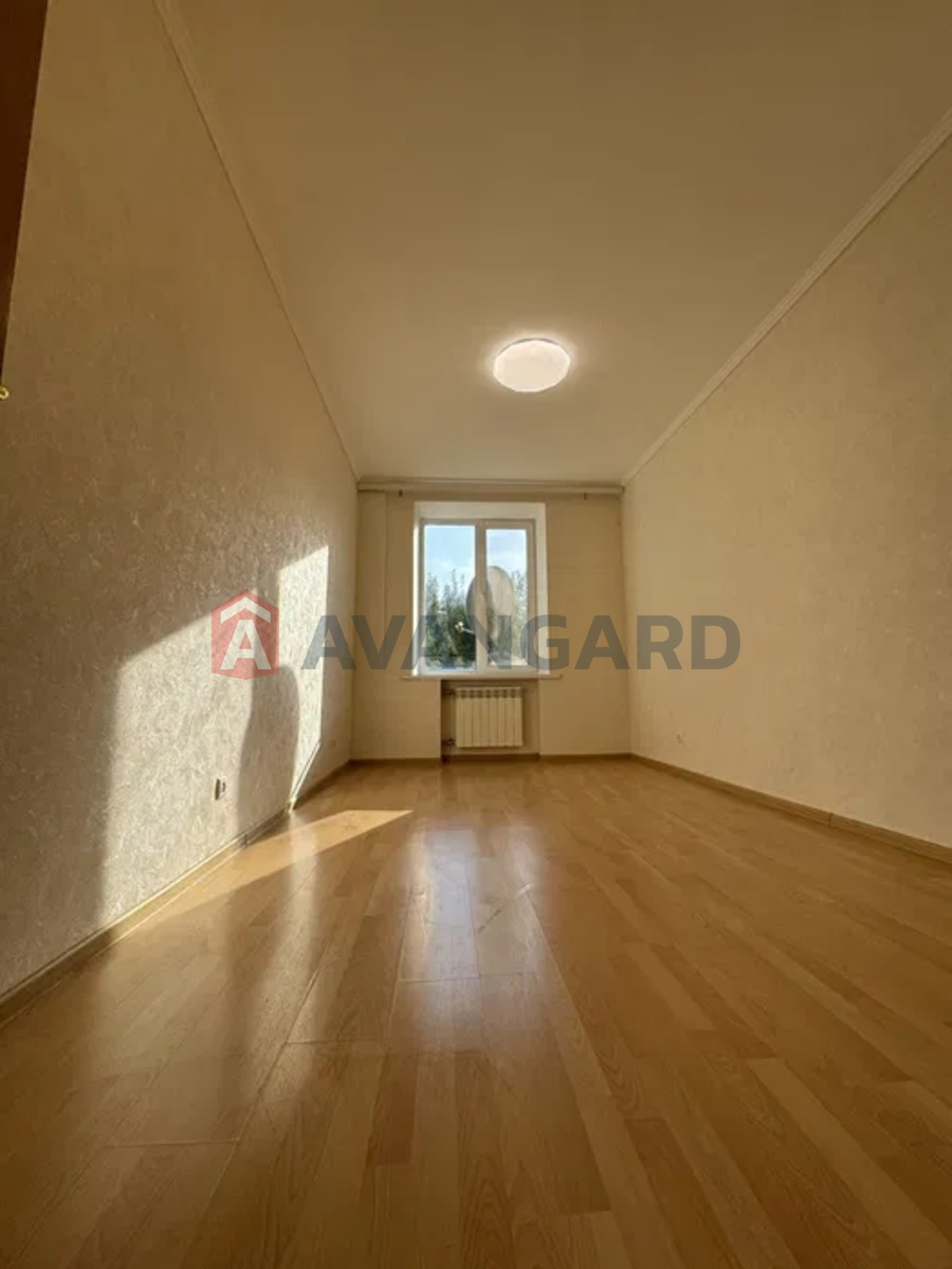 2 ��. ��������, 55/-/8 ��. �., 4/5 ������ ���� 12