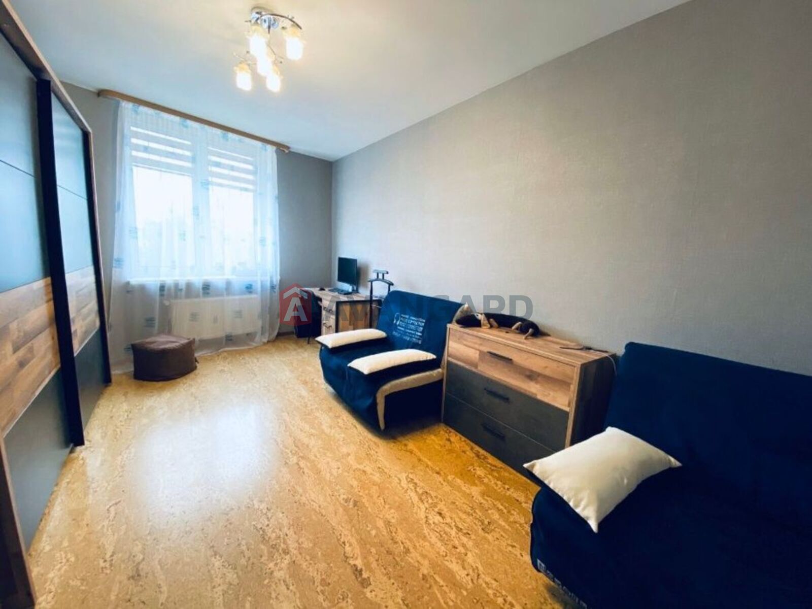 4 ��. ��������, 115/-/25 ��. �., 7/27 ������ ���� 12