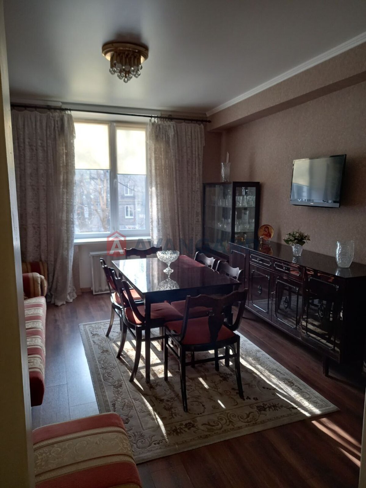 2 ��. ��������, 50/-/6 ��. �., 2/3 ������ ���� 6