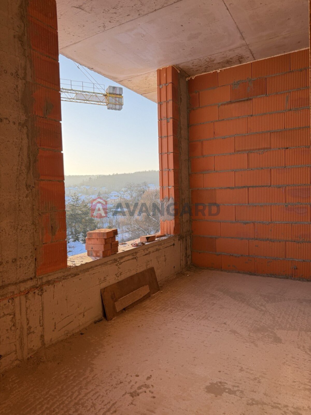 3 ��. ��������, 114/37/40 ��. �., 4/4 ������ ���� 4