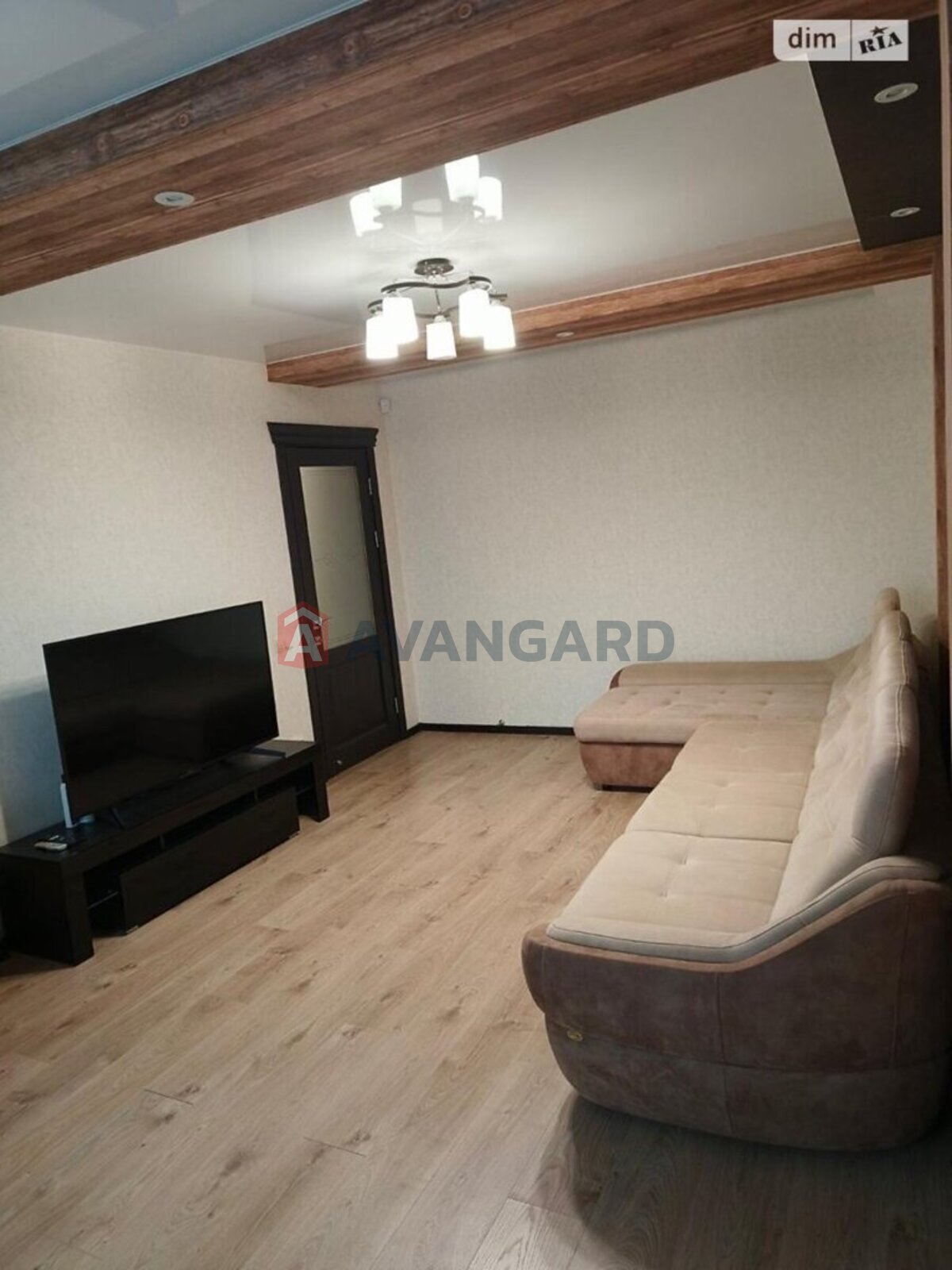 3 ��. ��������, 92/53/14 ��. �., 3/10 ������ ���� 14