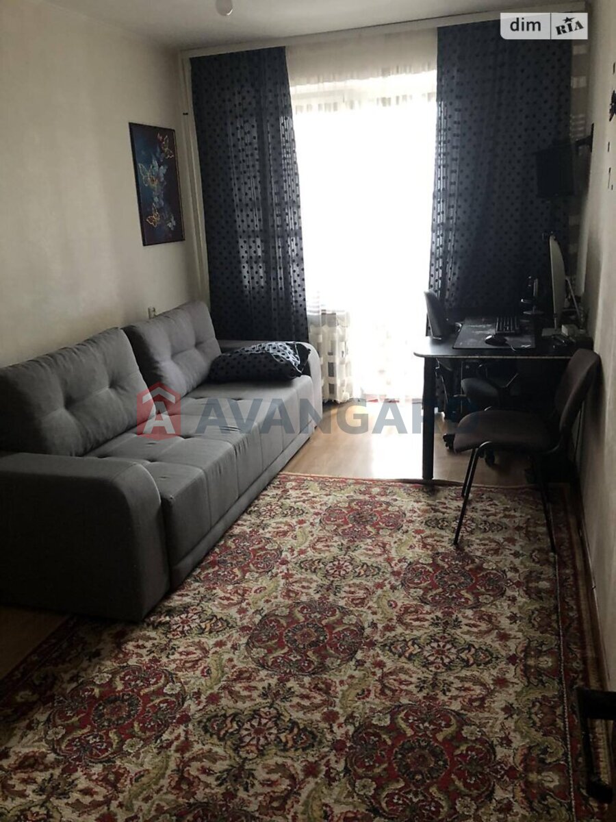 3 ��. ��������, 64/39/10 ��. �., 7/9 ������ ���� 14