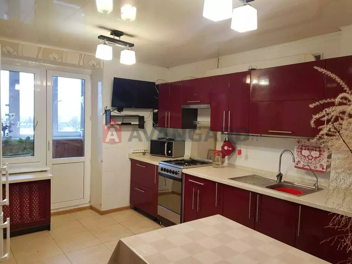 3 ����. ��������, 71/-/10 ��. �., 7/10 ���� ���� 1