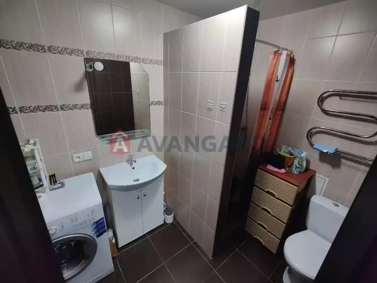 1 ��. ��������, 33/19/6 ��. �., 4/5 ������ ���� 12