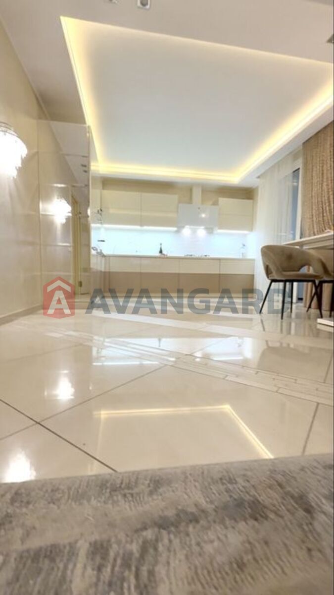 3 ����. ��������, 93/-/32 ��. �., 1/9 ���� ���� 10