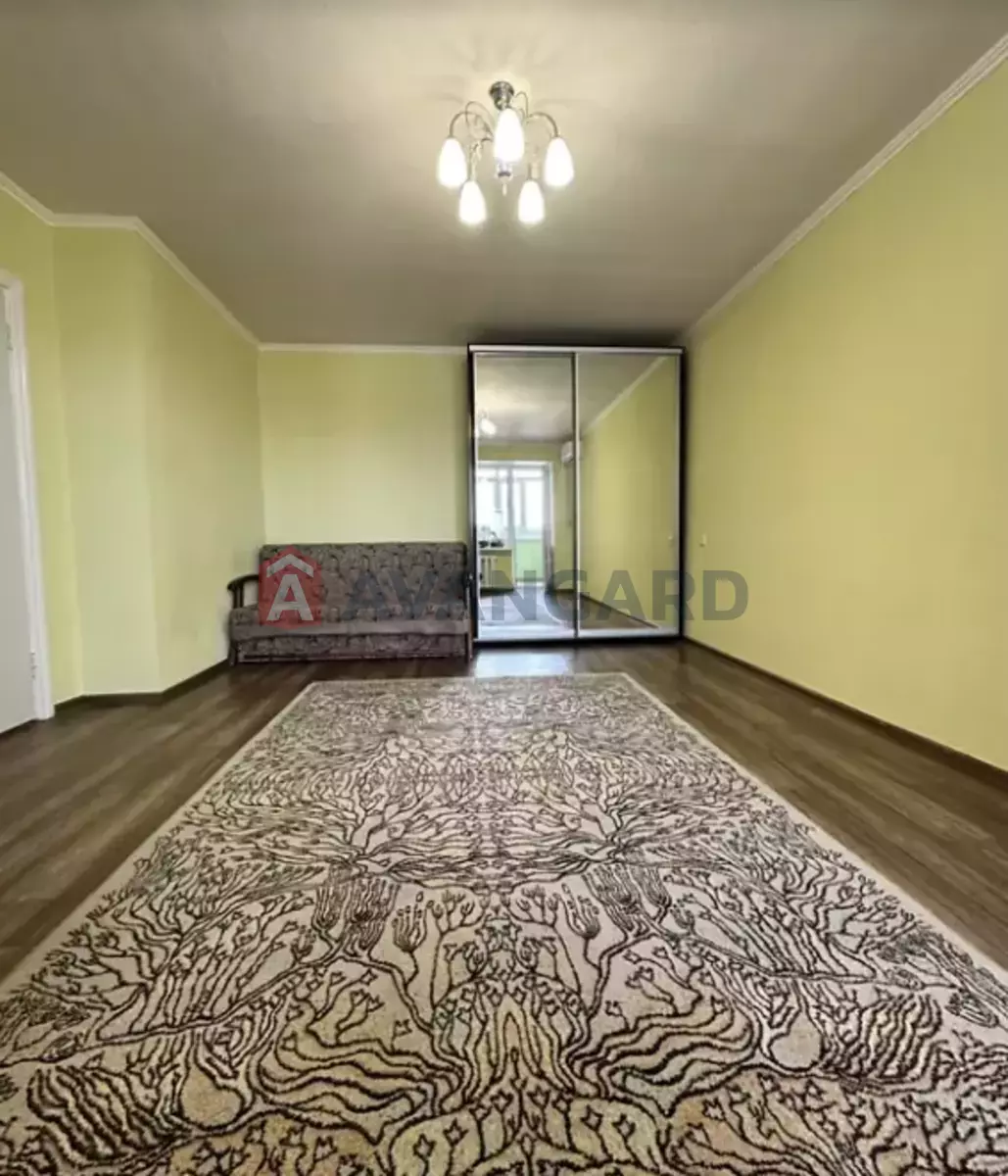 1 ��. ��������, 39/20/9 ��. �., 10/10 ������ ���� 4