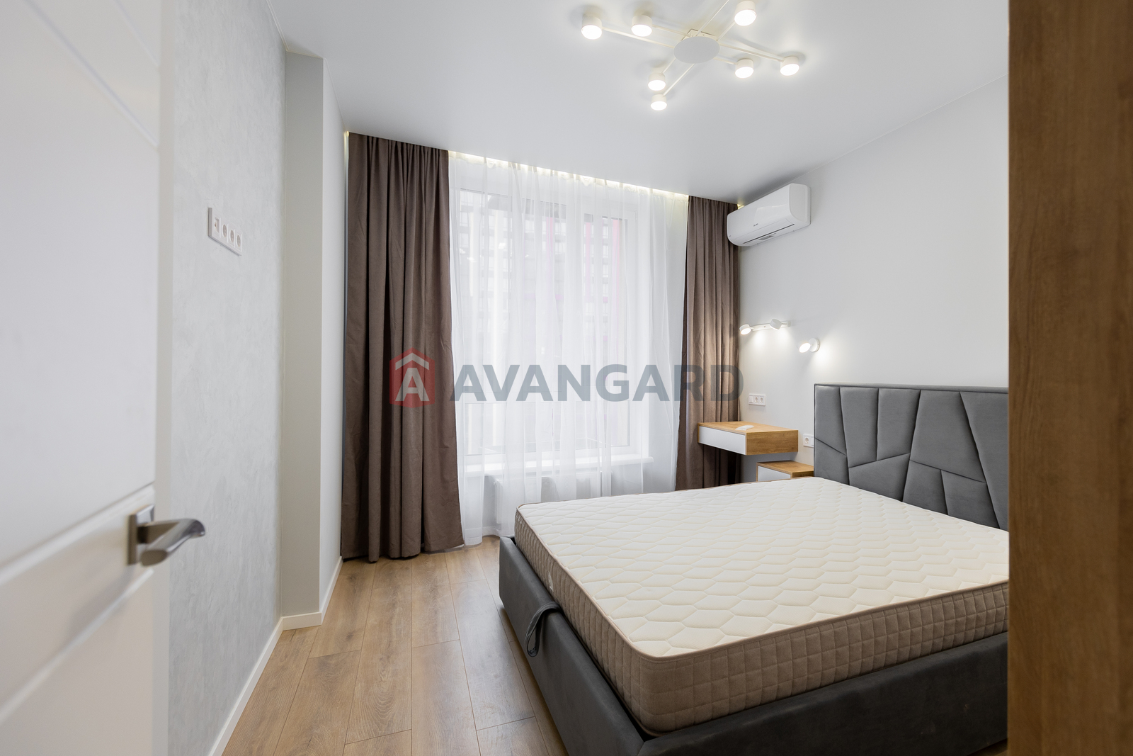 1 ��. ��������, 36/18/15 ��. �., 10/26 ������ ���� 11