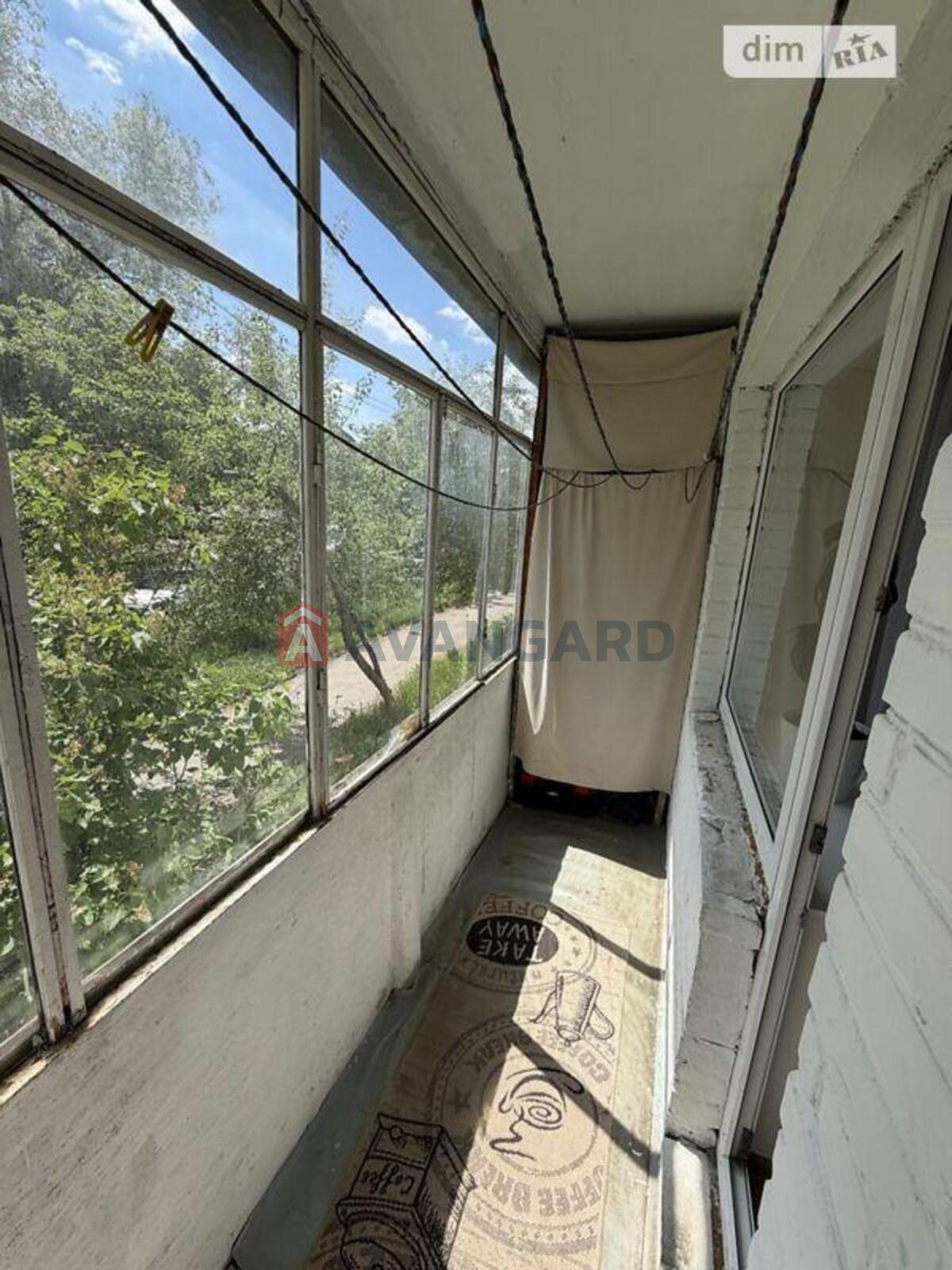 2 ��. ��������, 53/43/9 ��. �., 1/10 ������ ���� 16
