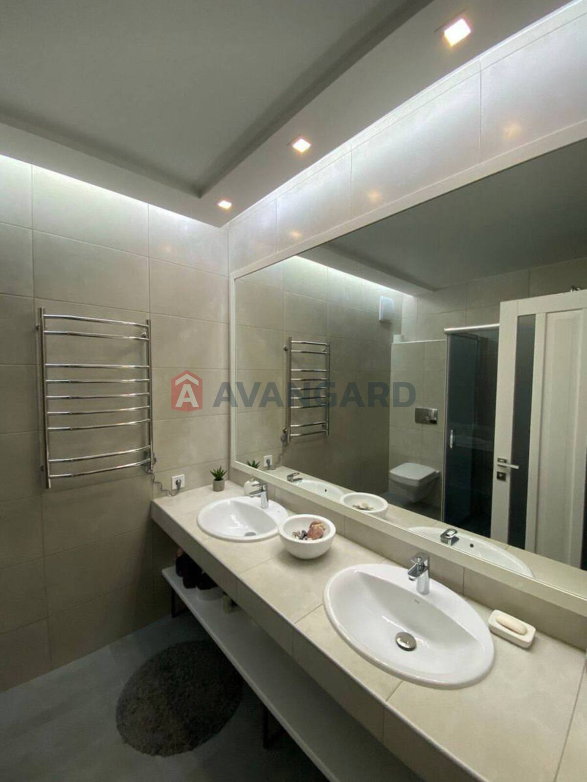 2 ��. ��������, 84/35/37 ��. �., 5/25 ������ ���� 17