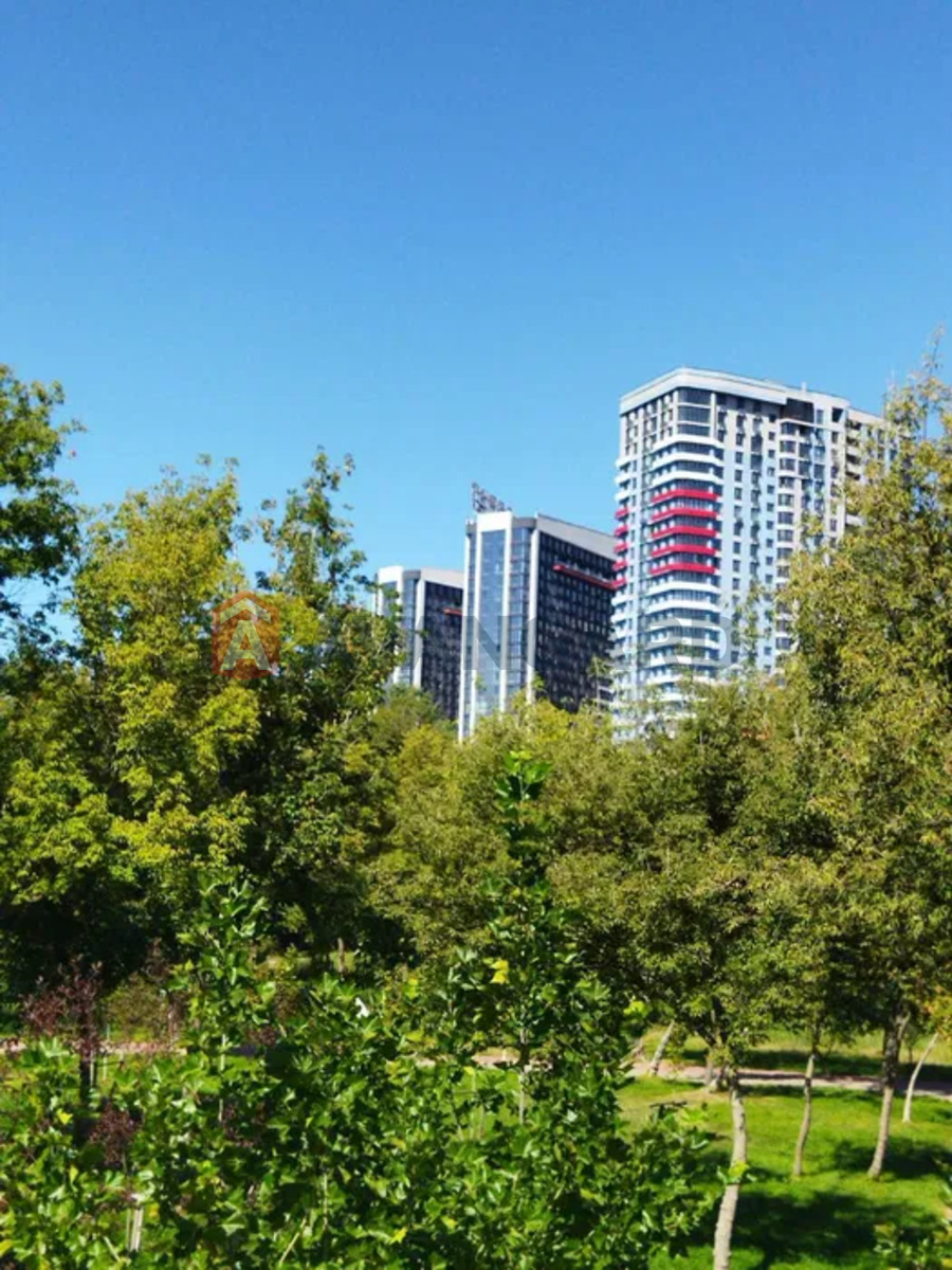 1 ����. ��������, 37/-/11 ��. �., 26/28 ���� ���� 15