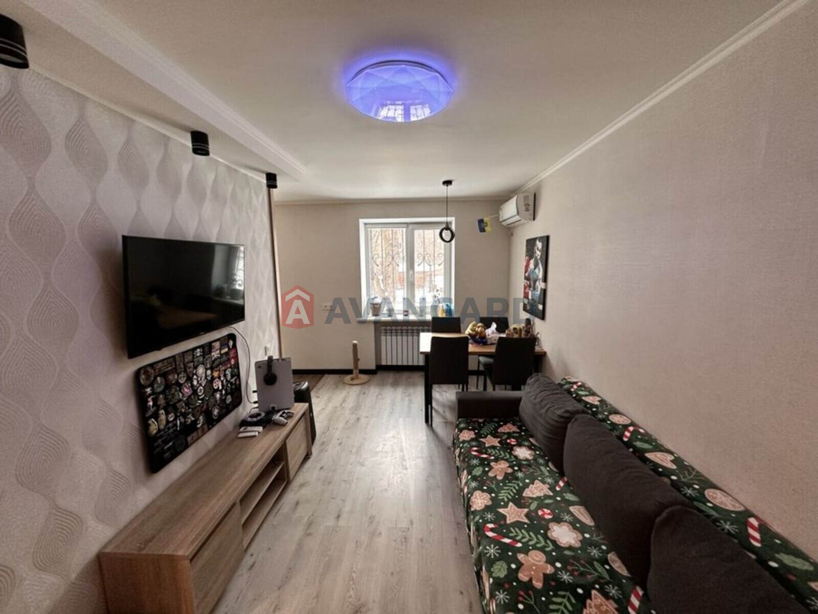 2 ��. ��������, 45/-/7 ��. �., 1/5 ������ ���� 1