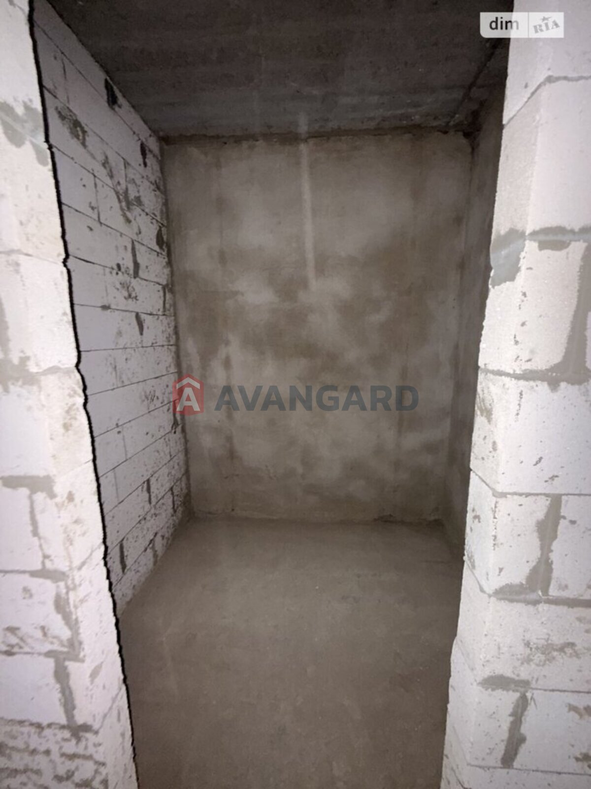 1 ��. ��������, 43/16/15 ��. �., 5/10 ������ ���� 12