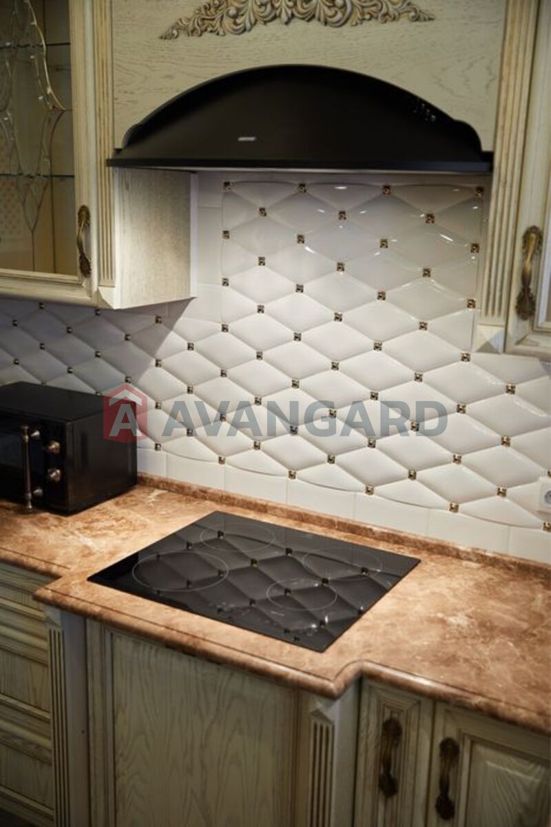 3 ��. ��������, 80/-/25 ��. �., 8/10 ������ ���� 8